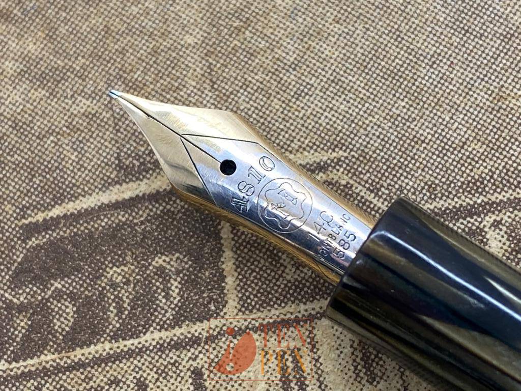 Montblanc 142 hotsell fountain pen